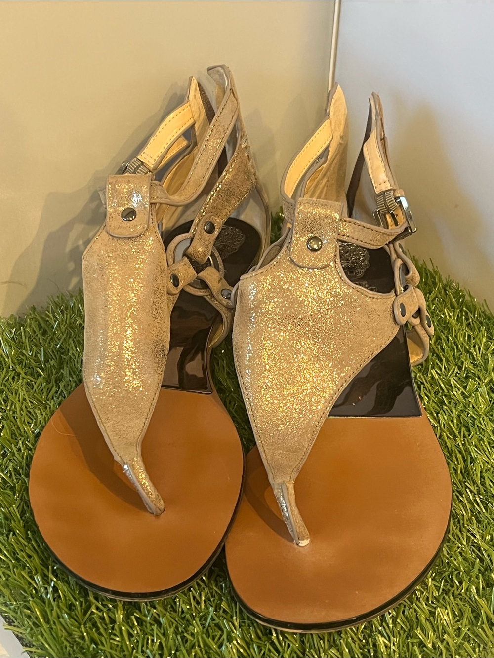 Vince Camuto Glitter Slingback Thong Sandals - Champagne Gold